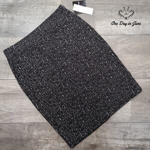 Liz Claiborne Career Petite Pull On Skirt Size PS